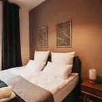 Atlas 4 Oberhausen, 3 Zimmer, Naehe Bahnhof, Westfield Centro *