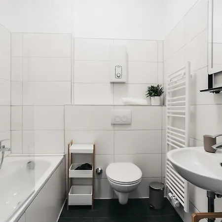 Atlas 4 Oberhausen, 3 Zimmer, Naehe Bahnhof, Westfield Centro Apartamento *