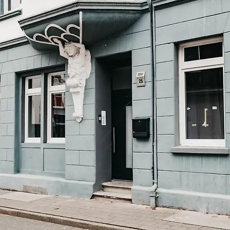 Atlas 4 Oberhausen, 3 Zimmer, Naehe Bahnhof, Westfield Centro Apartment