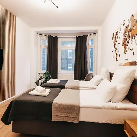 Apartment Atlas 4 Oberhausen, 3 Zimmer, Naehe Bahnhof, Westfield Centro *