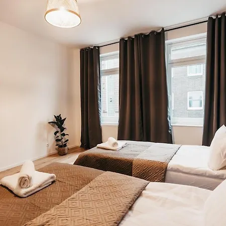 Atlas 4 Oberhausen, 3 Zimmer, Naehe Bahnhof, Westfield Centro *