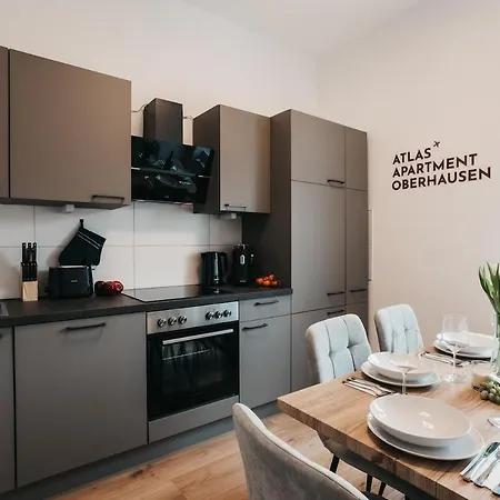 Atlas 4 Oberhausen, 3 Zimmer, Naehe Bahnhof, Westfield Centro *