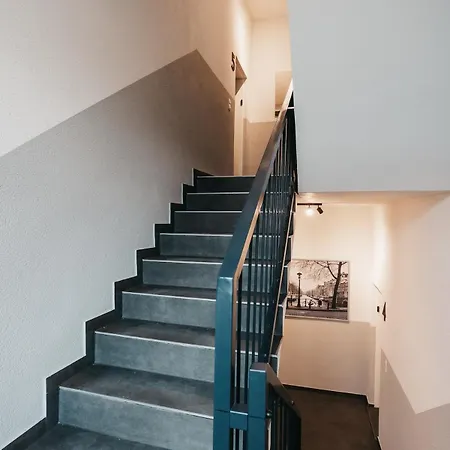 Atlas 4 Oberhausen, 3 Zimmer, Naehe Bahnhof, Westfield Centro Oberhausen (North Rhine-Westphalia)