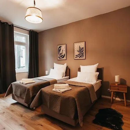 Atlas 4 Oberhausen, 3 Zimmer, Naehe Bahnhof, Westfield Centro *