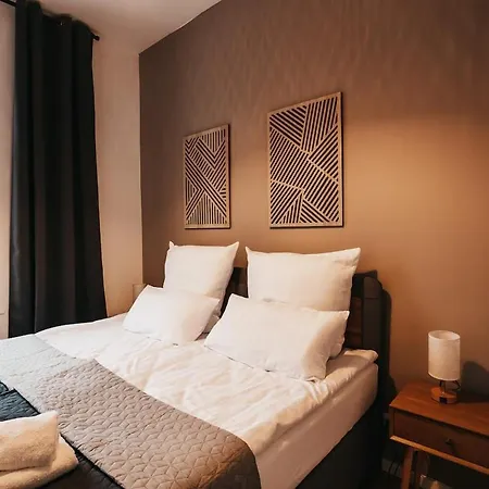 Atlas 4 Oberhausen, 3 Zimmer, Naehe Bahnhof, Westfield Centro *