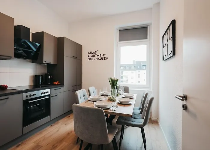Apartment Atlas 4 Oberhausen, 3 Zimmer, Naehe Bahnhof, Westfield Centro *
