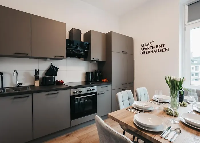 Atlas 4 Oberhausen, 3 Zimmer, Naehe Bahnhof, Westfield Centro *