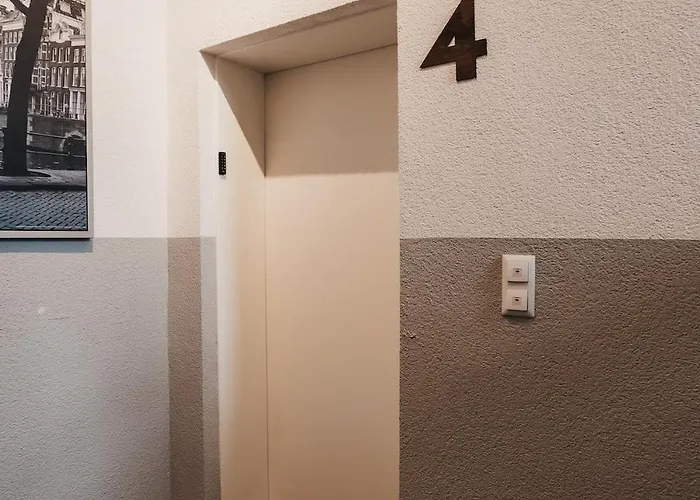 Atlas 4 Oberhausen, 3 Zimmer, Naehe Bahnhof, Westfield Centro