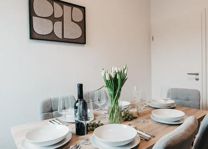 Atlas 4 Oberhausen, 3 Zimmer, Naehe Bahnhof, Westfield Centro Oberhausen (North Rhine-Westphalia)