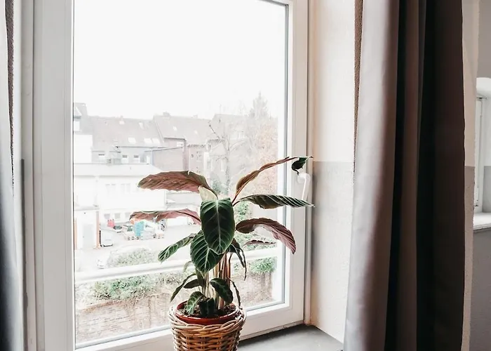 Atlas 4 Oberhausen, 3 Zimmer, Naehe Bahnhof, Westfield Centro Apartment