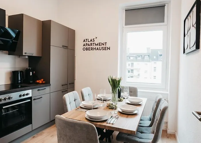 Atlas 4 Oberhausen, 3 Zimmer, Naehe Bahnhof, Westfield Centro Oberhausen (North Rhine-Westphalia)