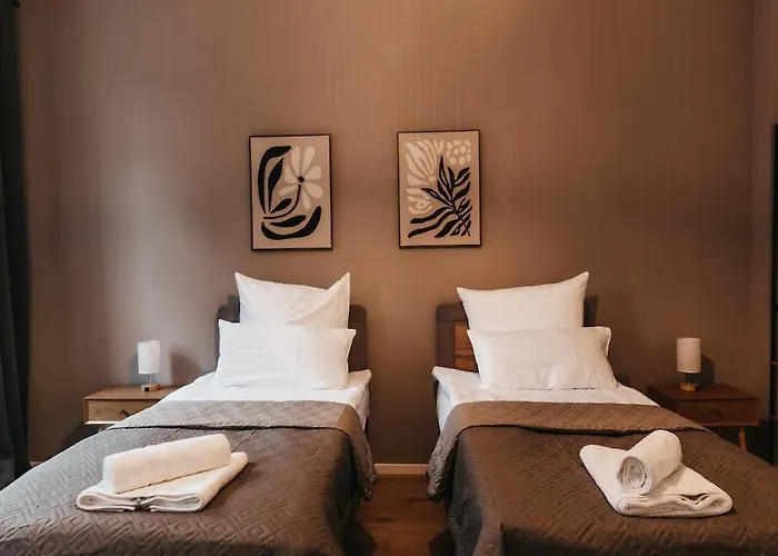 Apartment Atlas 4 Oberhausen, 3 Zimmer, Naehe Bahnhof, Westfield Centro